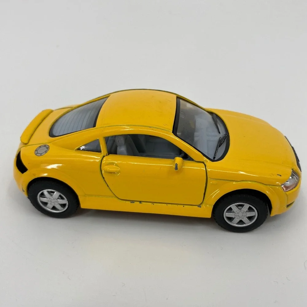 Kinsmart‎ Audi TT Coupe Yellow Die-cast Model Car 1/32 Scale KT 5016 5 Inch